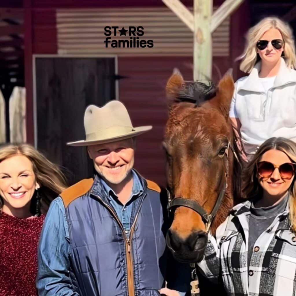 The Nelons are posing with the horse.